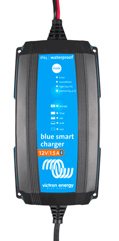 BPC121531064R Blue-Smart-Charger-12V-15A_top.png